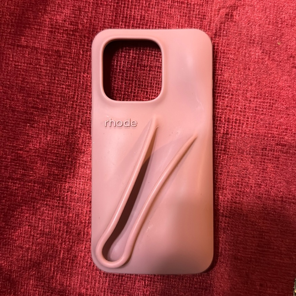 Rhode iPhone 15 pro case
